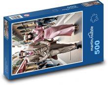 Opice - muž a žena Puzzle 500 dílků - 46 x 30 cm