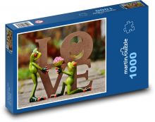 Zamilované žáby s nápisem LOVE Puzzle 1000 dílků - 60 x 46 cm