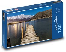 Molo v noci - jezero, hory Puzzle 130 dílků - 28,7 x 20 cm