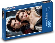 A couple in love - a man and a woman Puzzle of 500 pieces - 46 x 30 cm 