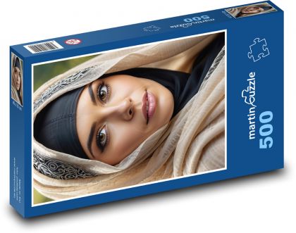 Woman with brown eyes - Puzzle of 500 pieces, size 46x30 cm 