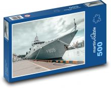 Válečná loď v přístavu Puzzle 500 dílků - 46 x 30 cm