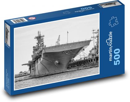 Nákladní loď v přístavu - Puzzle 500 dílků, rozměr 46x30 cm