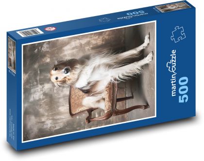 Pes sediaci na stoličke - Puzzle 500 dielikov, rozmer 46x30 cm 