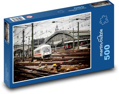 Train to the station - Puzzle of 500 pieces, size 46x30 cm 