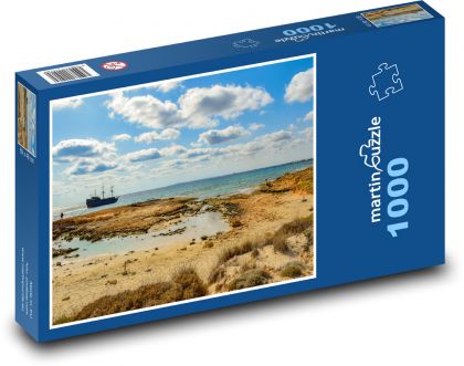 Wybrzeże z łodzią - Puzzle 1000 elementów, rozmiar 60x46 cm