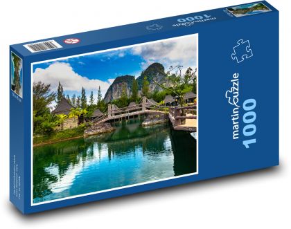 Holzbrücke über grün-blaues Wasser - Puzzle - 1000 Teile