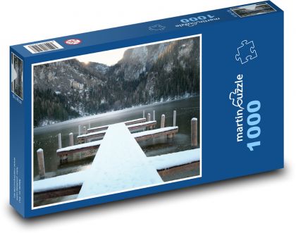 Zimní krajina - jezero, molo - Puzzle 1000 dílků, rozměr 60x46 cm