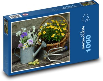 Květiny - zahradní dekorace, konev - Puzzle 1000 dílků, rozměr 60x46 cm