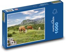Krowy - pastwisko, góry Puzzle 1000 elementów - 60x46 cm