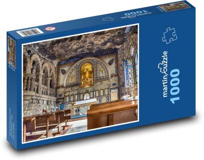 Kościół - ołtarz, ławka - Puzzle 1000 elementów, rozmiar 60x46 cm