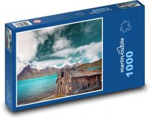 Zasněžené hory - jezero, dům Puzzle 1000 dílků - 60 x 46 cm