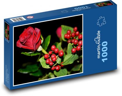 Červená růže - kytice, červené bobule - puzzle 1000 dílků