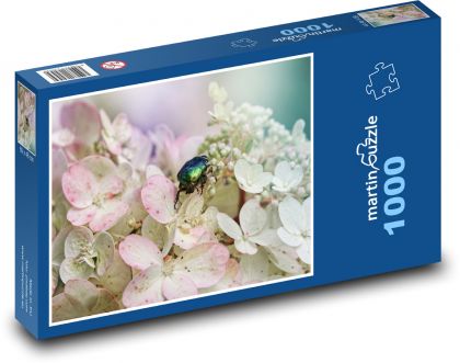 Hortenzie - květ, chroust - puzzle 1000 dílků
