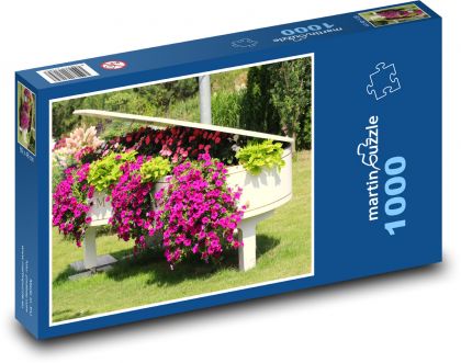 Petúnie - klavír, dekorace - Puzzle 1000 dílků, rozměr 60x46 cm