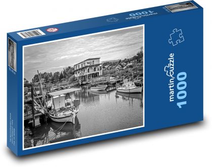Łodzie - port rybacki, morze - Puzzle 1000 elementów, rozmiar 60x46 cm