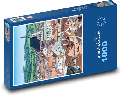 Město - věž, střechy budov - Puzzle 1000 dílků, rozměr 60x46 cm