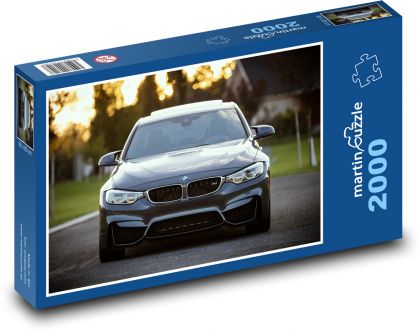 Auto - BMW - Puzzle 2000 elementów, rozmiar 90x60 cm