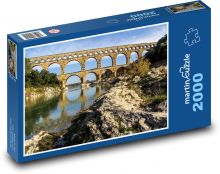 Francie - most, Pont Du Gard Puzzle 2000 dílků - 90 x 60 cm