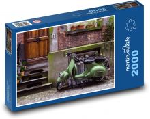 Klasický italský skútr Puzzle 2000 - 90x60 cm