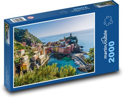 Lodě v přístavu - Cinque Terre, Itálie - puzzle 2000 dílků