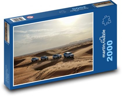 Auto - poušť - Puzzle 2000 dílků, rozměr 90x60 cm