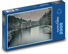 Pejzaż zimowy ze starym młynem Puzzle 2000 elementów - 90x60 cm