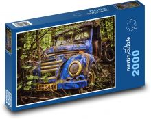 Opuštěný starý náklaďák v lese Puzzle 2000 - 90x60 cm