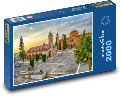Kostel, architektura - Puzzle 2000 dílků, rozměr 90x60 cm