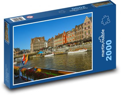 Łodzie na nabrzeżu w Gandawie w Belgii - Puzzle 2000 elementów, rozmiar 90x60 cm