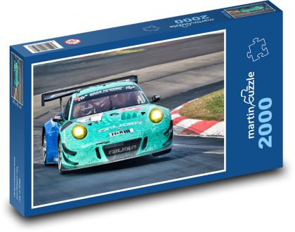 Zelené závodní auto - puzzle 2000 dílků