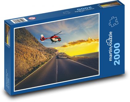 Vrtuľník pristáva na ceste - Puzzle 2000 dielikov, rozmer 90x60 cm 