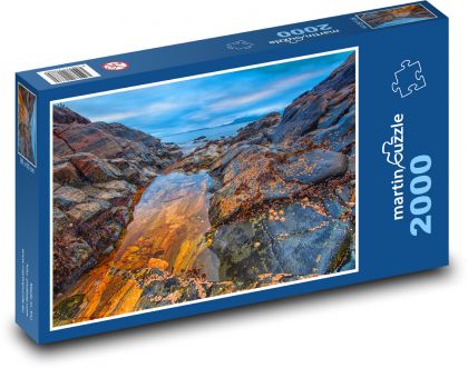 Jazero, skaly, príroda - Puzzle 2000 dielikov, rozmer 90x60 cm 