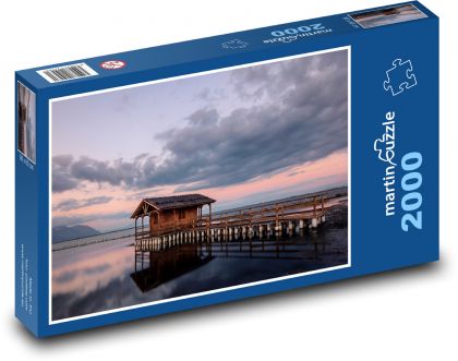 Domek na molo o zachodzie słońca - Puzzle 2000 elementów, rozmiar 90x60 cm