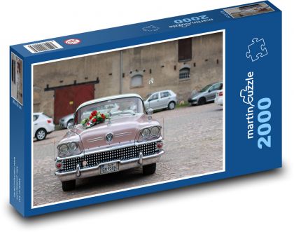 Svatební retro automobil - puzzle 2000 dílků