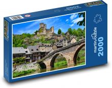 Kamienny most do przeszłości Puzzle 2000 elementów - 90x60 cm