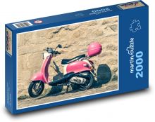 ružový skúter Puzzle 2000 dielikov - 90 x 60 cm