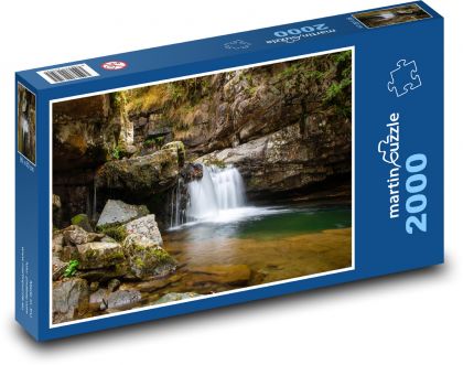 Wasserfall in einer Felsschlucht - Puzzle - 2000 Teile