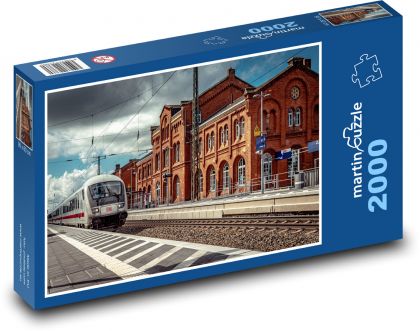 Vlak, železniční stanice - Puzzle 2000 dílků, rozměr 90x60 cm