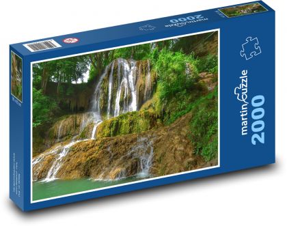 Wodospad w lesie - Puzzle 2000 elementów, rozmiar 90x60 cm