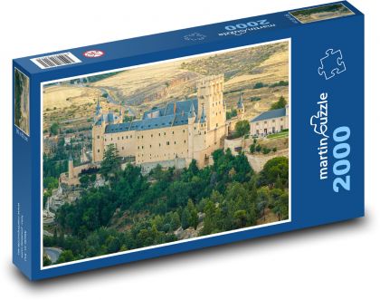 Španělsko - hrad Segovia - Puzzle 2000 dílků, rozměr 90x60 cm