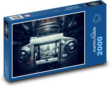 Fotoaparát - hľadáčik, zima - Puzzle 2000 dielikov, rozmer 90x60 cm 