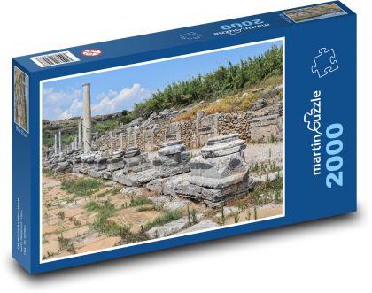 Ruiny - budynek, miasto - Puzzle 2000 elementów, rozmiar 90x60 cm