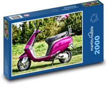 Różowy skuter - Piaggio Sfera Puzzle 2000 elementów - 90x60 cm