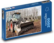 Ciągnik - sprzęt leśny Puzzle 2000 elementów - 90x60 cm