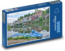 Boote - Fluss, Dorf Puzzle 2000 Teile - 90 x 60 cm