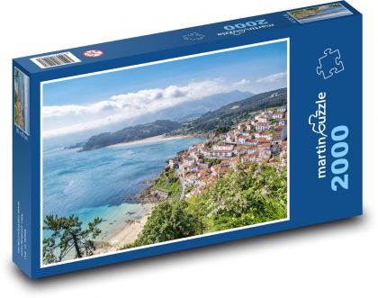 Město u pobřeží - Asturie, Španělsko - Puzzle 2000 dílků, rozměr 90x60 cm