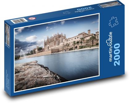 Španělsko - katedrála - Puzzle 2000 dílků, rozměr 90x60 cm