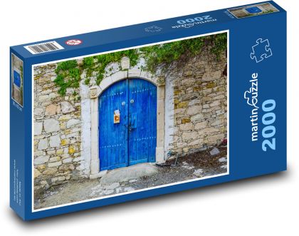 Modré dvere - vstup, tradičný chod - Puzzle 2000 dielikov, rozmer 90x60 cm 