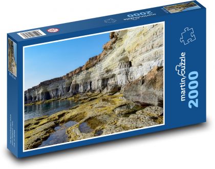 Skalní útvary - jeskyně, moře - puzzle 2000 dílků